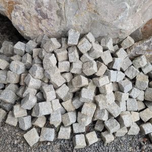 Pflastersteine aus Granit 10x10cm