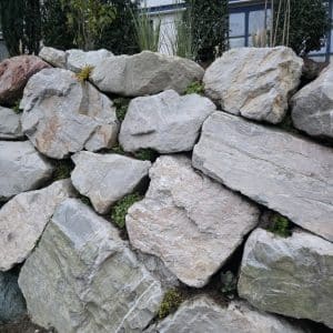 Quarzit weiß Bruchstein, Trockenmauerstein 150 - 1000