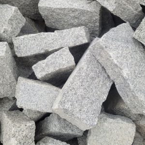 Granit Mauerstein, gespalten, klein