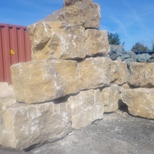 Kalksteinquader rustikal XL