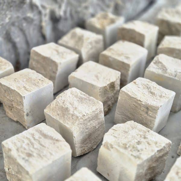 Neubau Gartenbau Galabau schöne Verlegemuster mit Mosaik 6x6