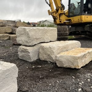 Jura Marmor natur Gartenstufe edel 110 - 130