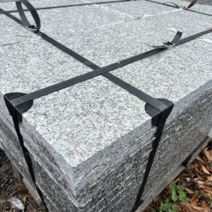 Granit grau Naturstein Terrassenplatte 3