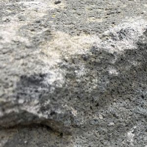 Basalt Lava Mauer und Gestaltungssteine 500 – 1000