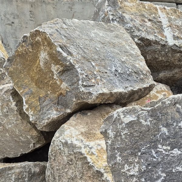 Natursteinquader Muschelkalk exakt Gartenwelt Natursteingarten Steinmauer bauen