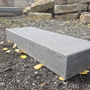 Basalt edel Naturstein grau Blockstufe 50-150