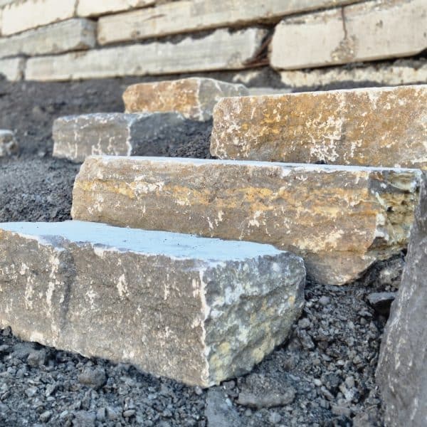 Muster Steintreppe bei Bollerrocks Gartenlandschaftsbau beliebte Natursteinstufen für den Outdoor Bereich