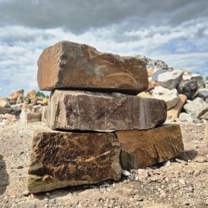 Schichtmauerwerk Grauwacke Naturstein Gartenwerk Gartenglück