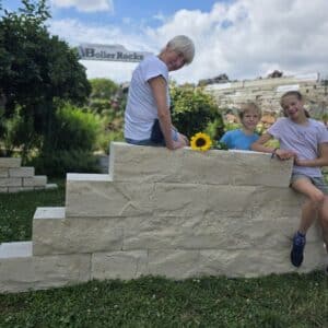 stabile St&uuml;tzmauer aus Jura Marmor Quader mini 25 B&ouml;schung abfangen Hangsicherung Terrassen abfangen