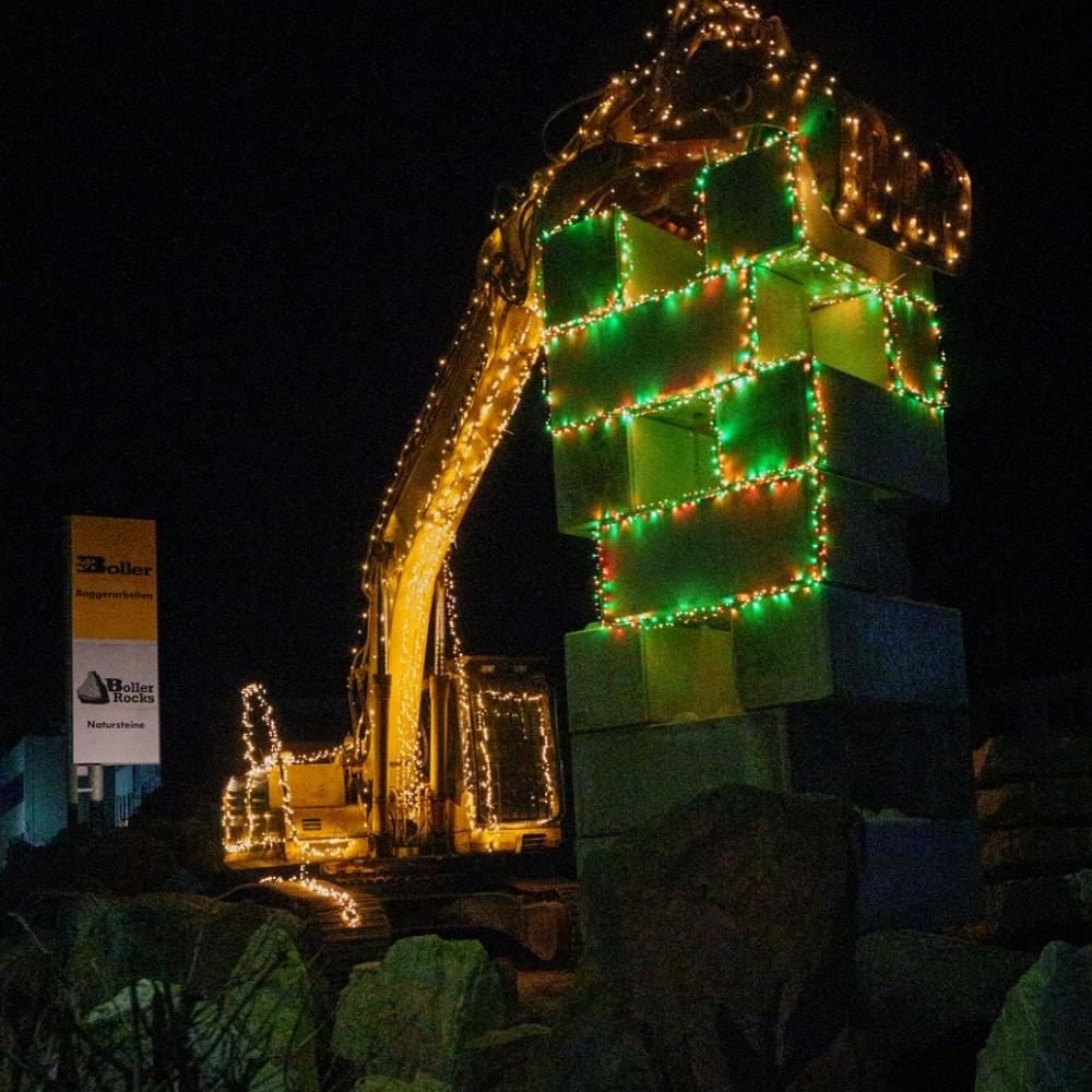 Beleuchteter Bagger bei Bollerrocks Langgöns Weihnachtsbeleuchtung Lego Steine