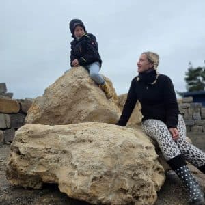 Jura Marmor Bruchstein Gro&szlig;block Trockenmauerstein hell beige Naturstein K&ouml;ln Bonn