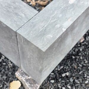 Naturstein Beetkante Gr&uuml;n Grau Randstein Gartenwege Struktur Hobbyg&auml;rtner Berlin Hamburg