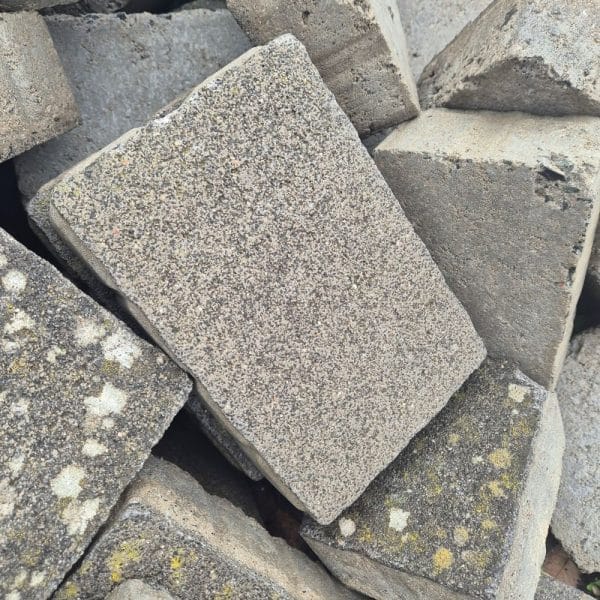 Rechteckpflaster Beton gebraucht umweltbewusst Wiederverwendung Regensburg Ingolstadt