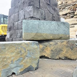 moderne Quadersteine 40 Dolomit bunt Mauerbau Hangsicherung Steinwand Sitzquader