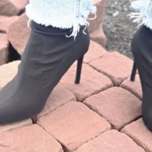 Historisch wirkendes rotes Sandstein Kopfsteinpflaster getrommelt robust nat&uuml;rlich klassisch N&uuml;rnberg Regensburg