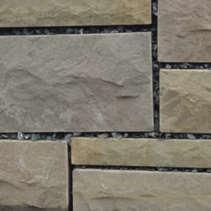 Grauwacke Spalt Mauersteine auf Lager bei Bollerrocks gro&ouml;&szlig;ter Steinhandel in der N&auml;he Natursteinarbeiten