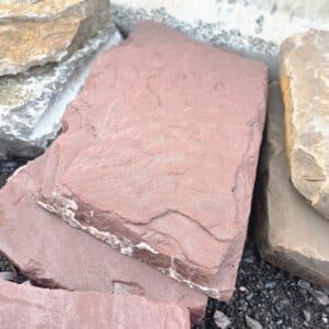 Organischer Garten kreative Gartenwege aus roten Sandstein Trittsteinen Natursteinboden sch&ouml;ne Umrandungen