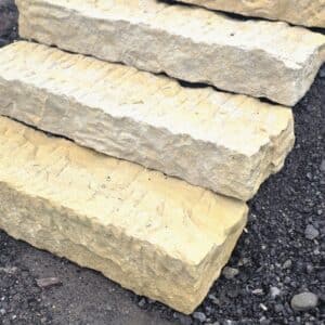 Sandstein Natursteinstufe rustikal f&uuml;r Hauseingang und Garten Gie&szlig;en Wetzlar Limburg