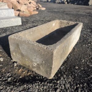 antike Gartengestaltung mit Steintrog von Bollerrocks Gartenprojekt planen Gartenbau Pflanzideen rund um Haus und Garten Neubau